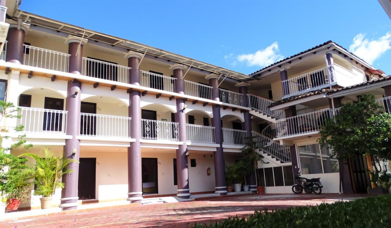 Hotel Jardines Del Centro San Cristóbal de Las Casas Exterior foto